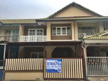 ขาวทาวน์เฮ้าส์ พฤกษา 15 เทพารักษ์ คลองขุด ตำหรุ-บางพลี ทำเลเด่น