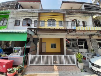 ขายทาวน์โฮม 3 ชั้น แต่งใหม่ทั้งหลัง ติดถนนเทพารักษ์ ตลาดหนามแดง หมู่บ้านเด่นทอง ถนนเมน ค้าขายได้