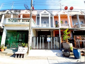 ขายทาวน์เฮ้าส์​ถนนเพชรเกษม​ 77 หนองแขม ถนนพุทธมณฑลสายสาม ทำเลดี ตกแต่งใหม่ ราคาถูก​