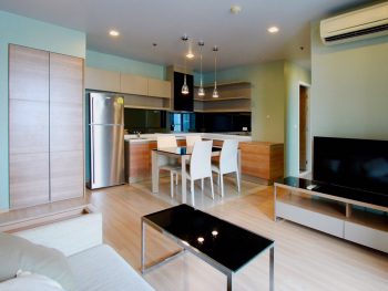 ให้เช่าคอนโดหรู ถนนสุขุมวิท ติด BTS อ่อนนุช Rhythm Sukhumvit 50 Condo