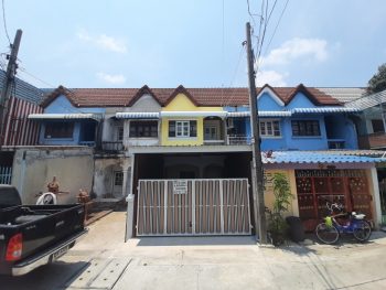 ขายทาวน์เฮ้าส์ถนนเทพารักษ์ ทำเลดีมาก ติดสี่แยกศรีนครินทร์-เทพารักษ์ ใกล้รถไฟฟ้า ห้างโลตัส โฮมโปร ม.ภัทรนิเวศน์