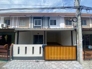 ขายทาวน์เฮ้าส์โครงการฮอต พฤกษา 59/2 ถนนสุขุมวิท บางปู 59 ซอยวิทยุการบิน ใกล้นิคมบางปู รถไฟฟ้า สวย แต่งใหม่ เชื่อมแพรกษา