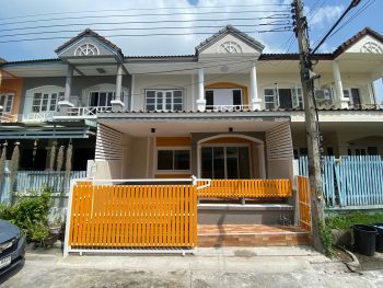 ขายทาวน์เฮ้าส์ถนนเทพารักษ์ แยกตำหรุ คลองขุด ใกล้เมกาบางนา บิ๊กซีบางพลี วัดหลวงพ่อโต สุธาวีคลัสเตอร์เฮ้าส์ หลังใหญ่ ทำเลดี