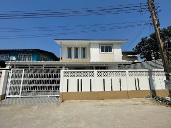 ขายบ้านเดี่ยว ถนนสุขุมวิท ซอยอุดมเดช โซนบางเมือง สำโรง ศรีนครินทร์  หลังใหญ่ สวย รีโนเวทใหม่