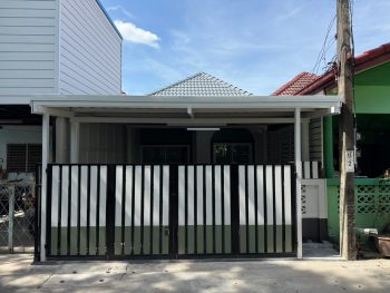 ขายทาวน์เฮ้าส์ทำเลดีมาก ถนนสุขุมวิท บางเมือง ซอยอยู่สุข บุญศิริ ใกล้บีทีเอส รีโนเวทสวยทำใหม่ทั้งหลัง