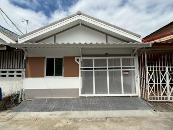 ขายทาวน์เฮ้าส์โครงการสวย ติด​ถนนเทพารักษ์ บางพลี ทำเลดี กม.25​ บ้านสวย แต่งใหม่ ราคาดี