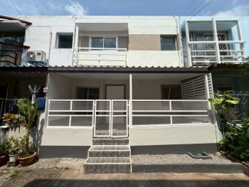 ขายทาวน์เฮาส์ รีโนเวทใหม่ สไตล์โมเดิร์น ถนนบางนาตราด ใกล้สนามบินสุวรรณภูมิ เมกาบางนา ถนนเทพารักษ์ ซอยวัดหลวงพ่อโต โครงการโนเบิลพาร์ค แต่งสวย มีสระว่ายน้ำ ส่วนกลางดี