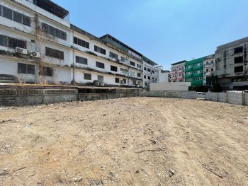 ขายที่ดิน ติดถนนสุขุมวิท ทำเลดีมาก เดินไปรถไฟฟ้า บีทีเอส สถานีแพรกษา ศรีนครินทร์  โรบินสัน บิ๊กซี ที่ถมแล้ว ขนาดที่ดินกำลังดี รูปที่ดินสวยเหมาะลงทุน