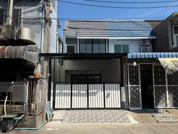 ขายทาวน์เฮ้าส์รีโนเวทใหม่โซนบางนา สุขุมวิท ทำเลดีมาก ติดถนนสรรพาวุธ ใกล้ บีทีเอสบางนา อุดมสุข ทางด่วน มีที่ชาร์จรถไฟฟ้า